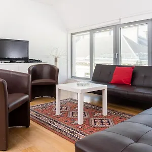 Apartment Next To Stateopera With Aircondition, Wien